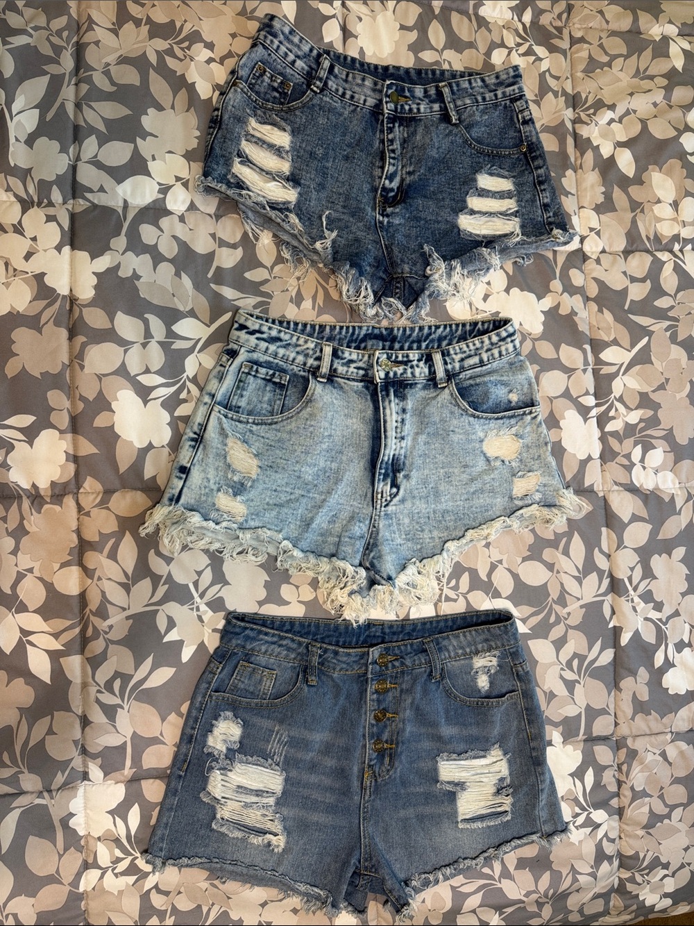 SHEIN Distressed Denim Shorts Trio in Dark Blue, Light Blue